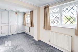 Photo 17- click for photo gallery